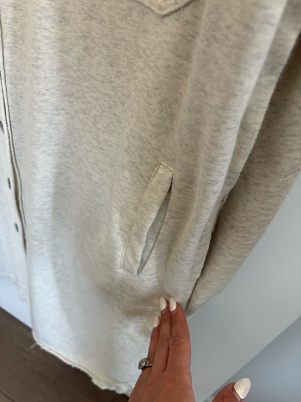 POL Cream Button-Front Oversized Shacket - Picture 5 of 5